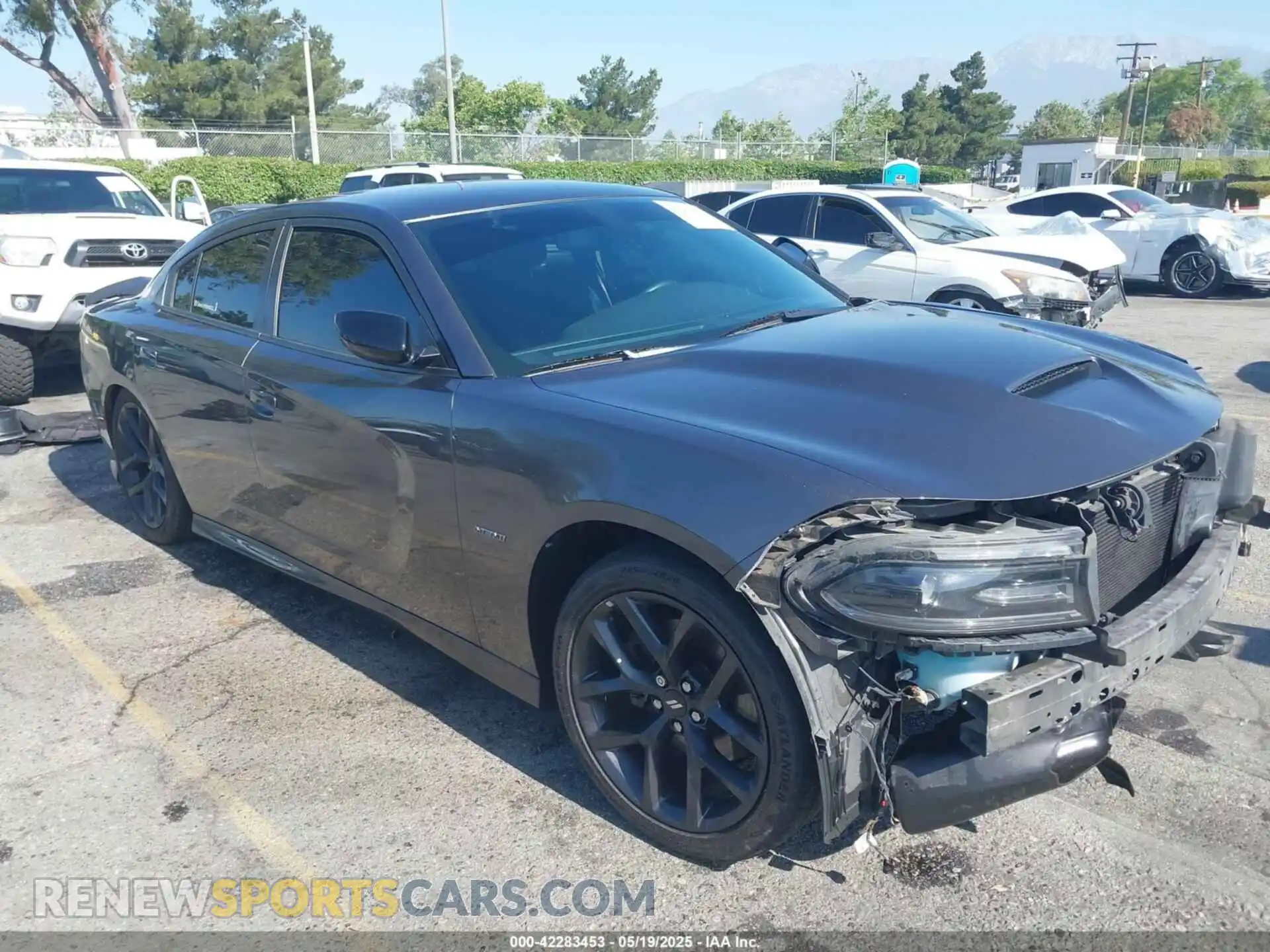 1 Photograph of a damaged car 2C3CDXCT7KH527732 DODGE CHARGER 2019