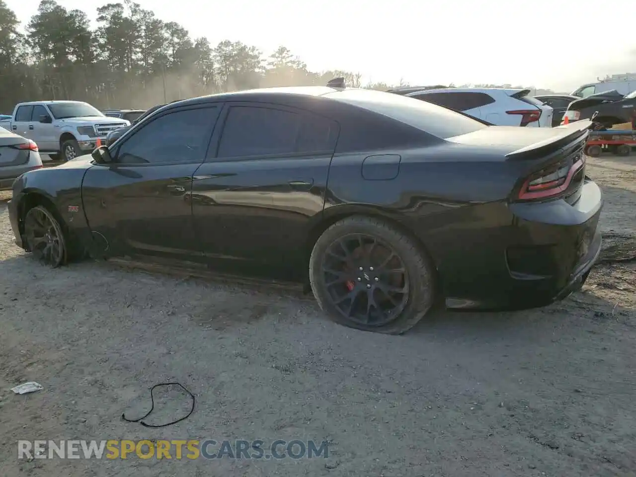 2 Photograph of a damaged car 2C3CDXGJ4KH639316 DODGE CHARGER 2019