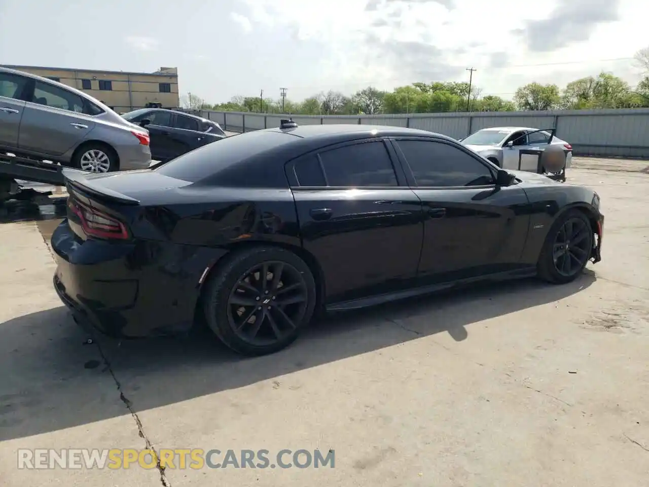 3 Photograph of a damaged car 2C3CDXGJ5KH508010 DODGE CHARGER 2019