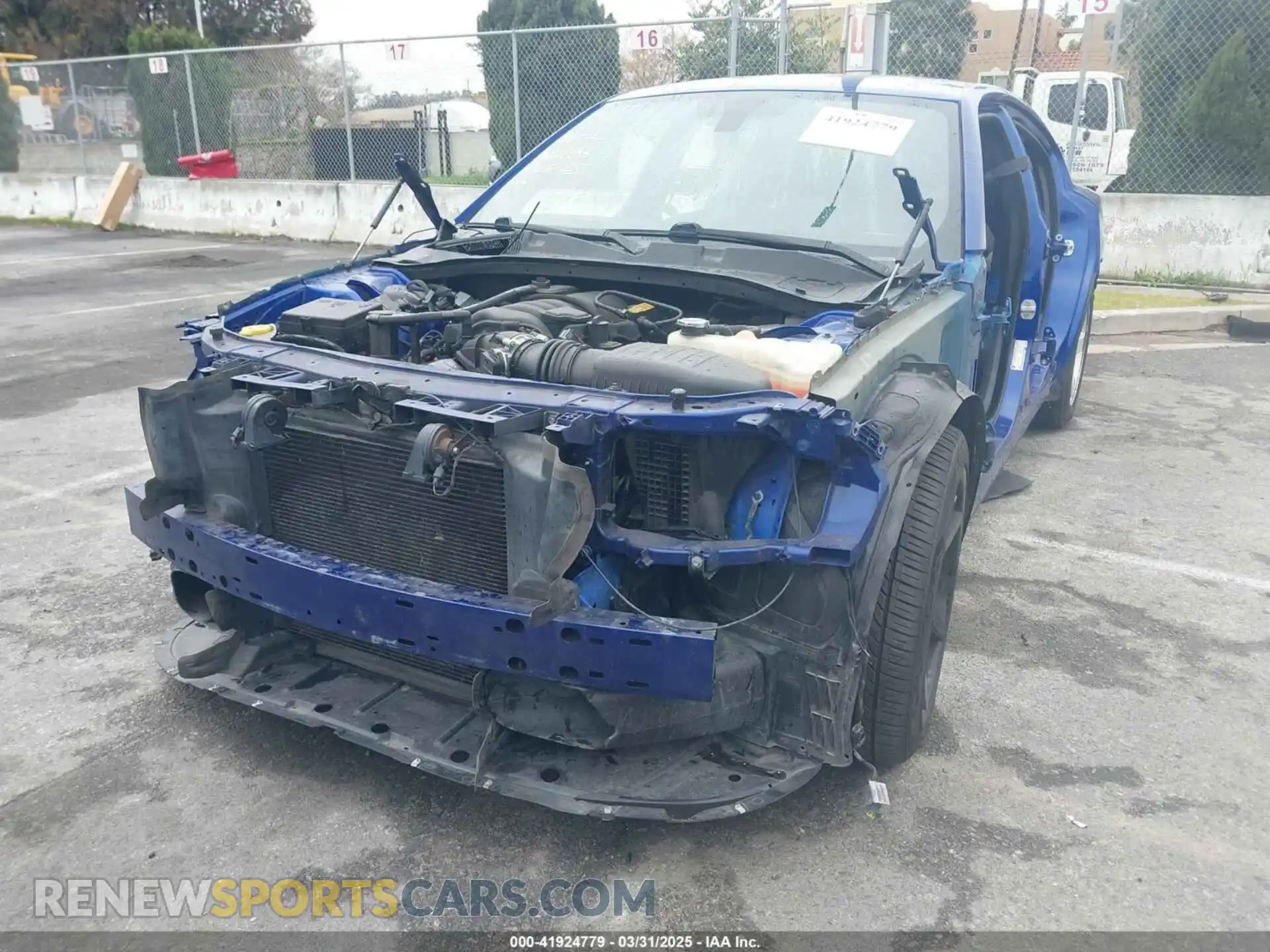 2 Photograph of a damaged car 2C3CDXGJ8KH615682 DODGE CHARGER 2019