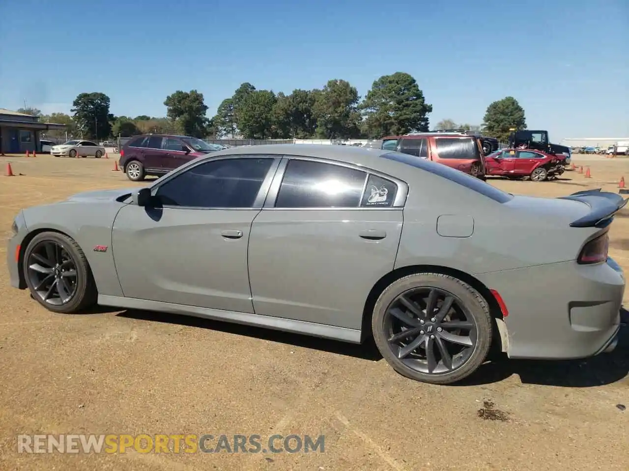 2 Photograph of a damaged car 2C3CDXGJ8KH689054 DODGE CHARGER 2019