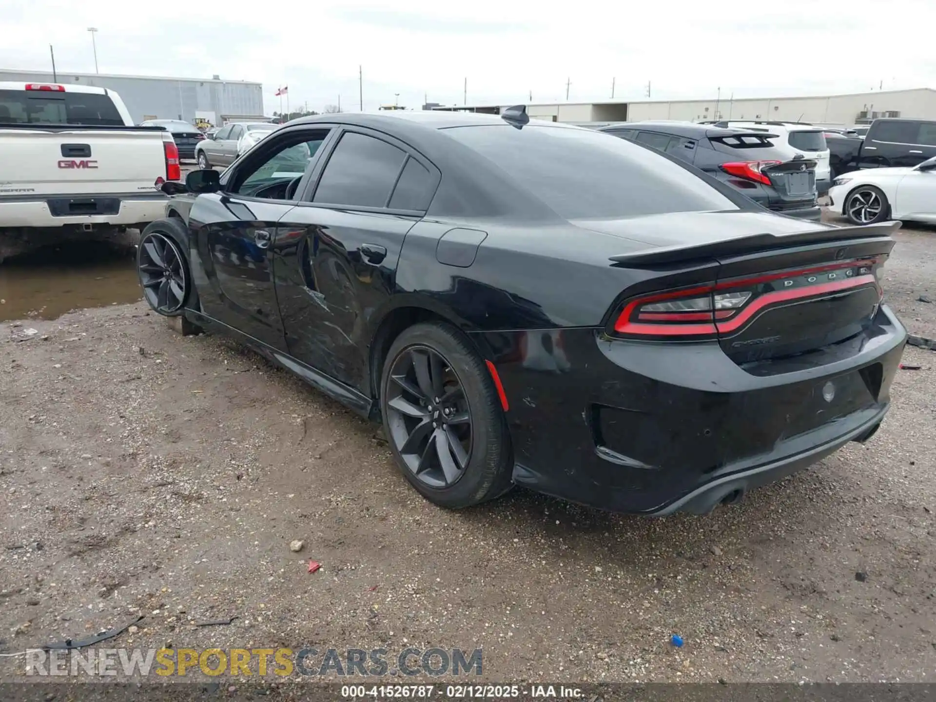 3 fotografías del automóvil dañado 2C3CDXGJ8KH736812 DODGE CHARGER 2019