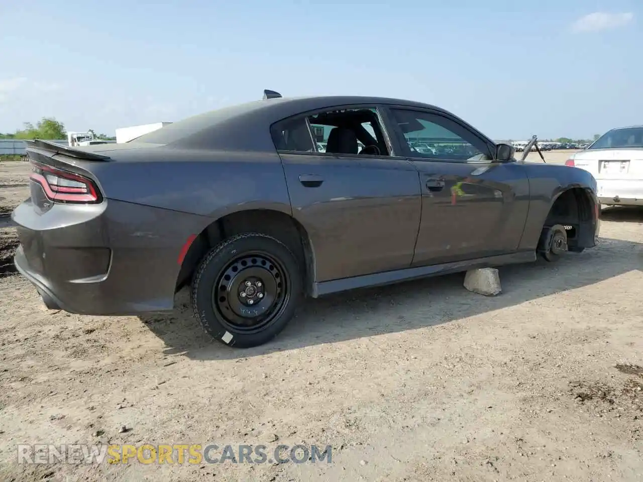 3 Photograph of a damaged car 2C3CDXHG0KH584866 DODGE CHARGER 2019