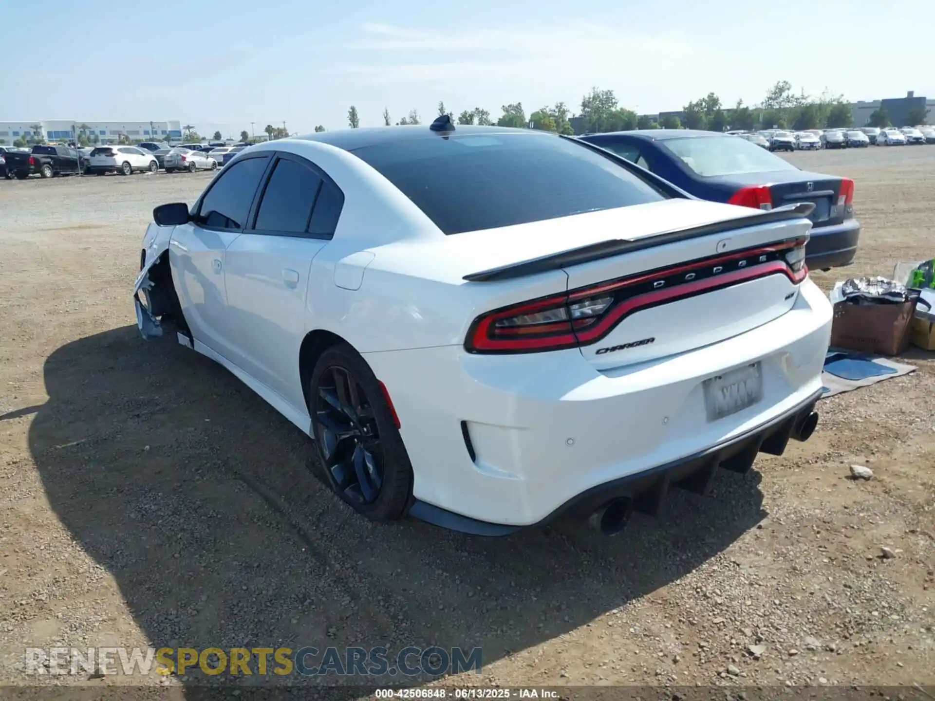 3 Photograph of a damaged car 2C3CDXHG3KH676313 DODGE CHARGER 2019