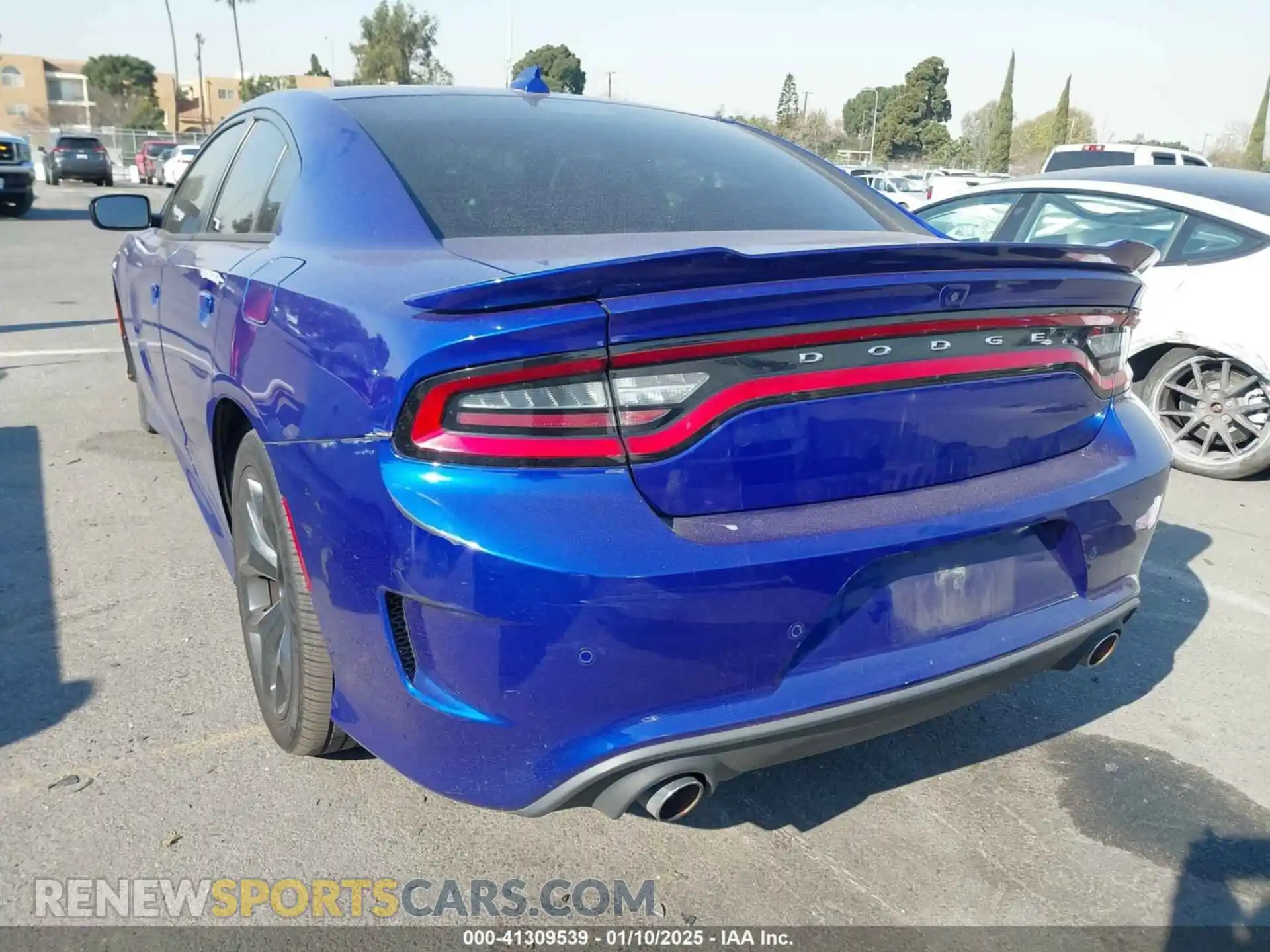 3 Photograph of a damaged car 2C3CDXHG4KH613043 DODGE CHARGER 2019