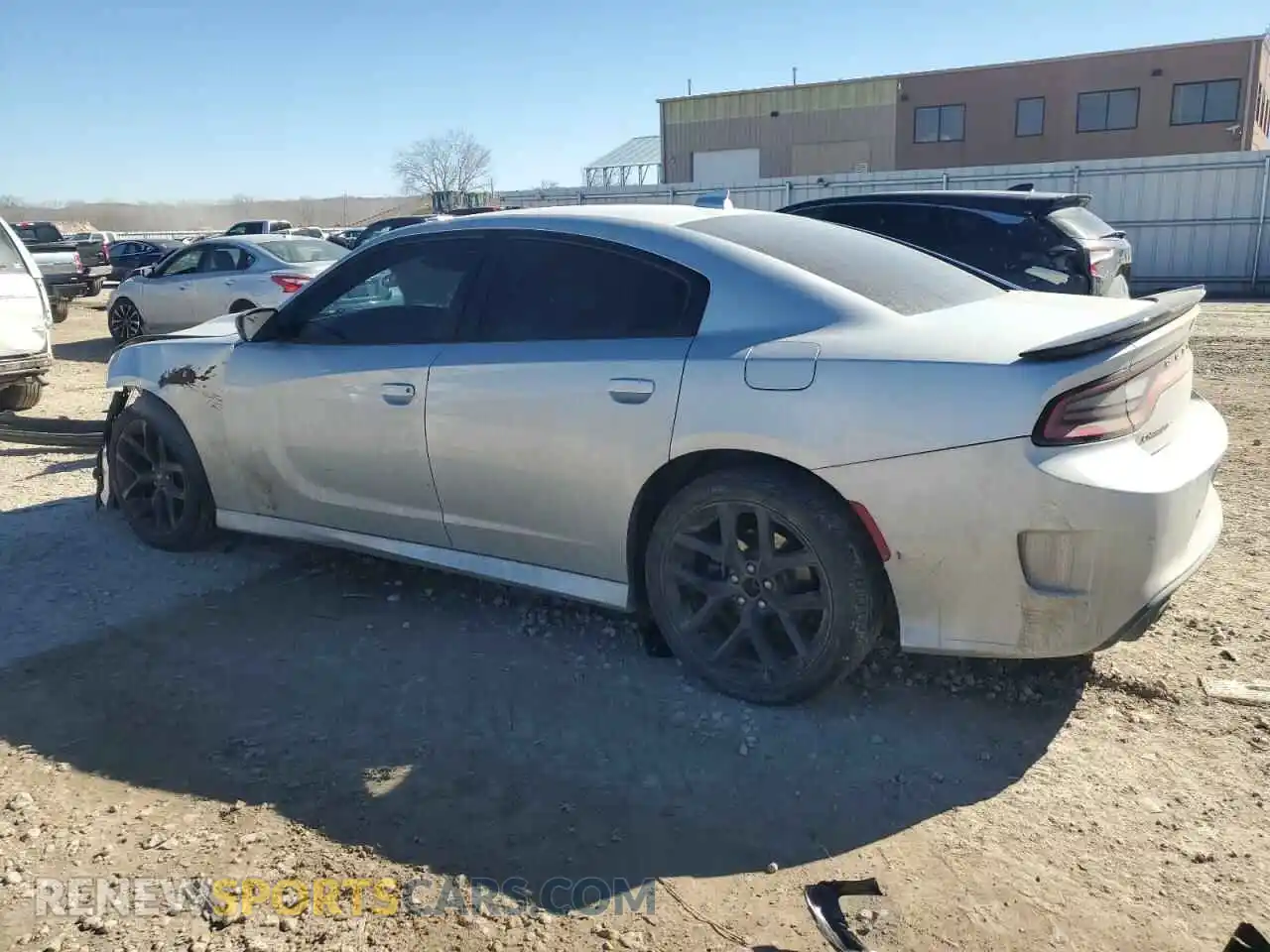 2 fotografías del automóvil dañado 2C3CDXHG6KH622178 DODGE CHARGER 2019