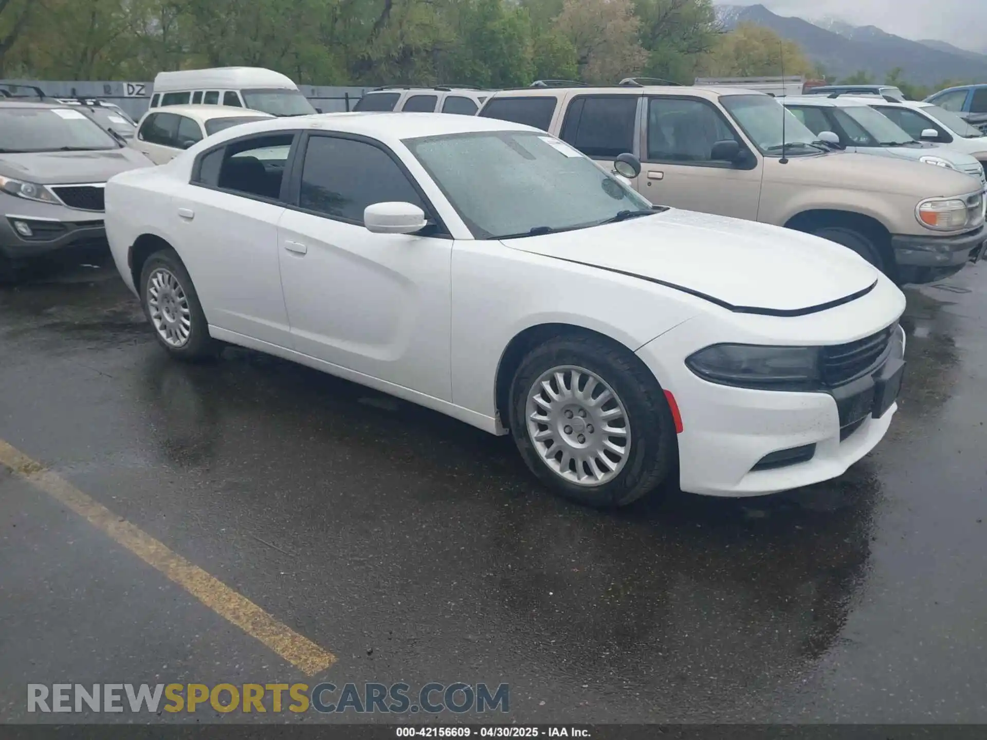1 Photograph of a damaged car 2C3CDXKT3KH757530 DODGE CHARGER 2019