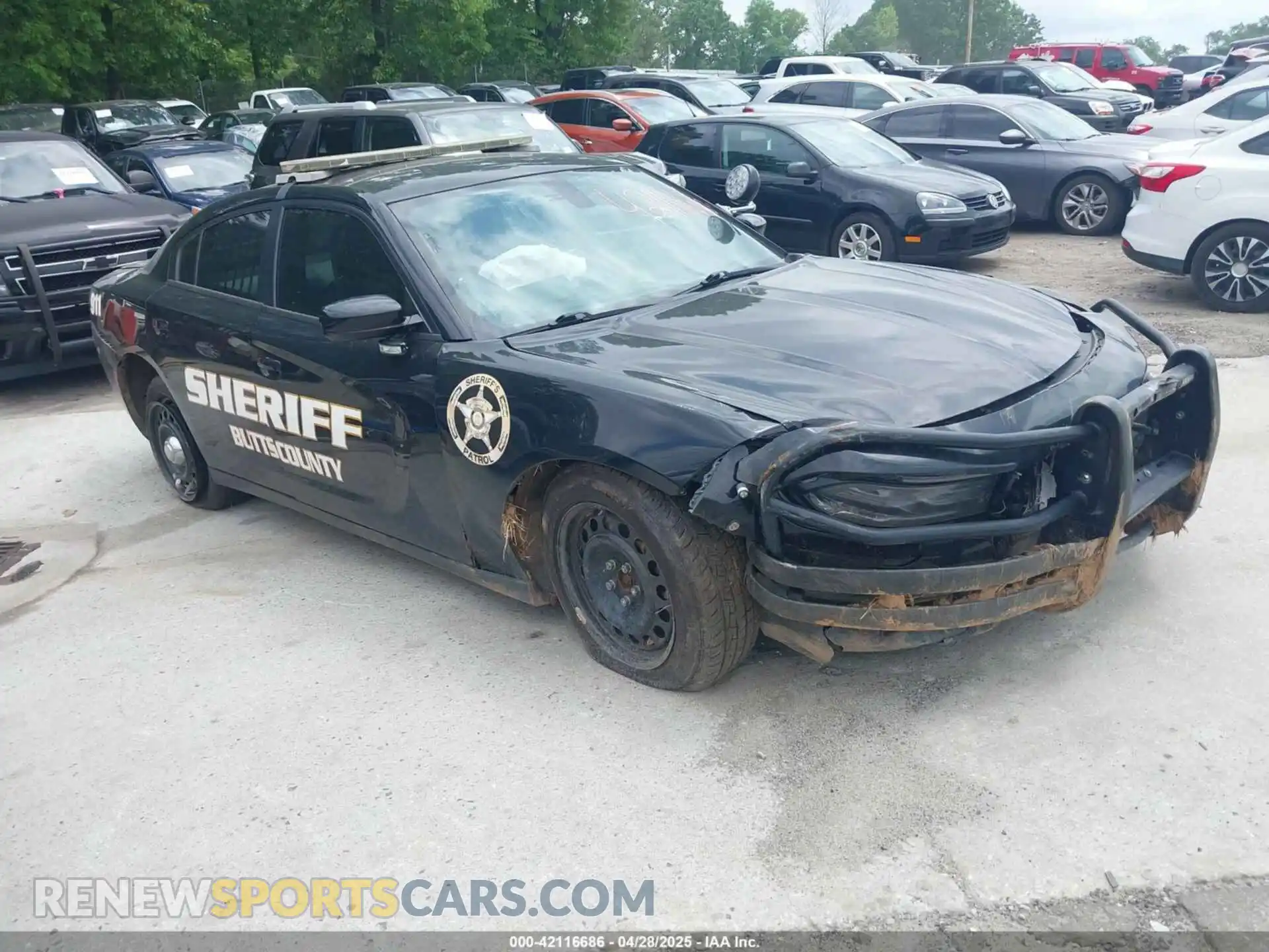 1 Photograph of a damaged car 2C3CDXKT5KH743080 DODGE CHARGER 2019