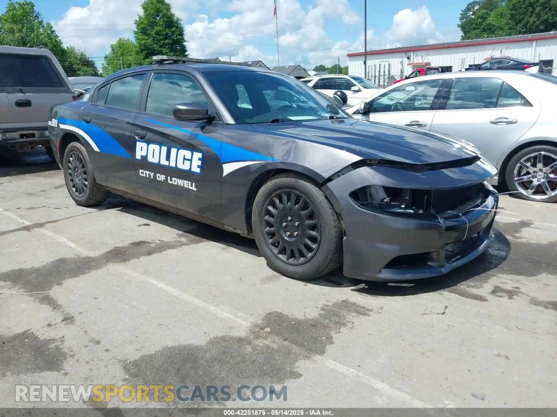 1 Photograph of a damaged car 2C3CDXKT6KH749633 DODGE CHARGER 2019