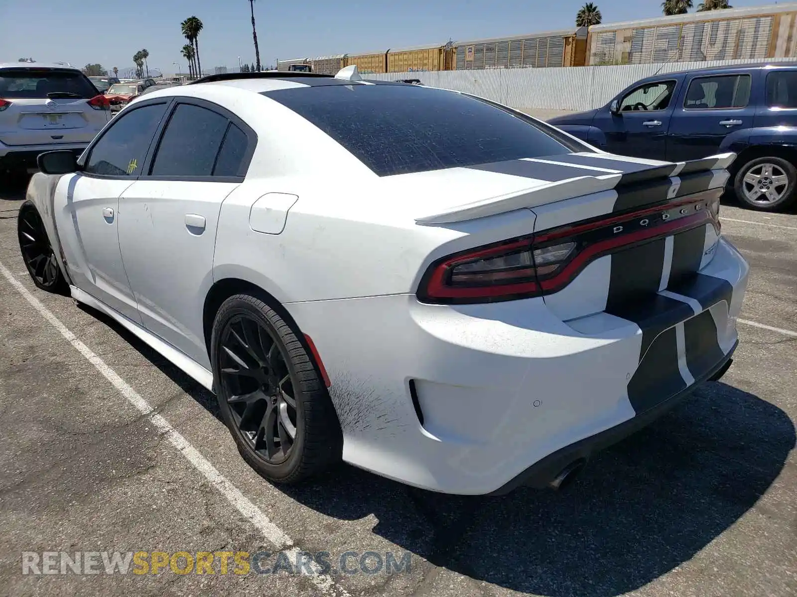3 fotografías del automóvil dañado 2C3CDXL92KH540649 DODGE CHARGER 2019