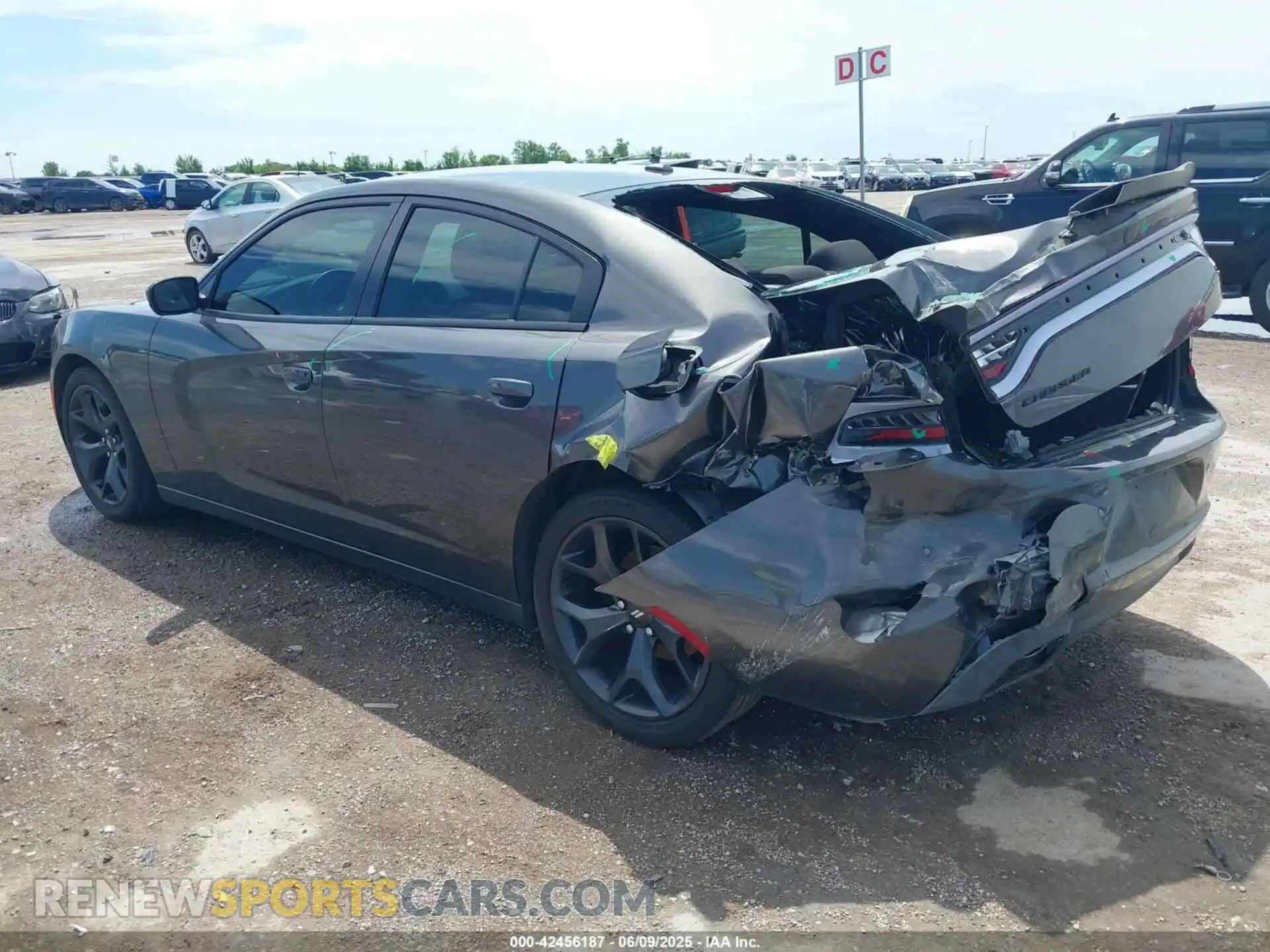 3 Photograph of a damaged car 2C3CDXBG7LH234533 DODGE CHARGER 2020