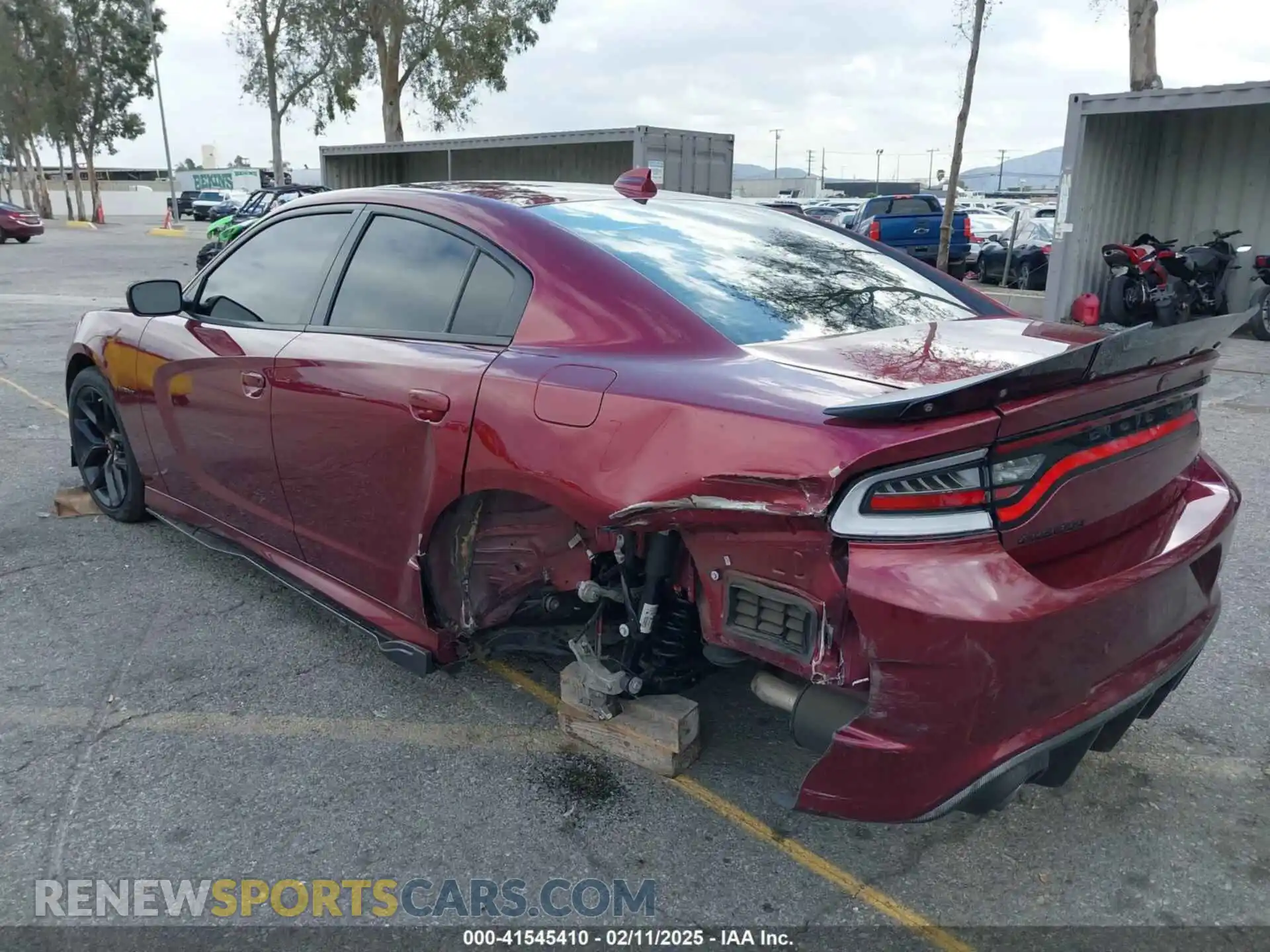 3 Photograph of a damaged car 2C3CDXCT1LH175121 DODGE CHARGER 2020