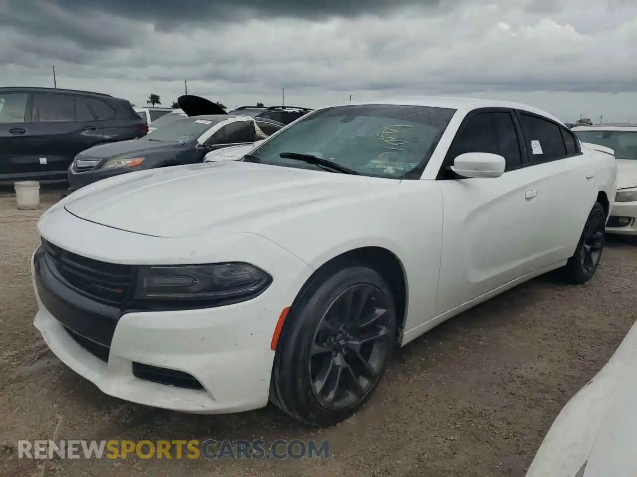 1 Photograph of a damaged car 2C3CDXCT3LH212993 DODGE CHARGER 2020