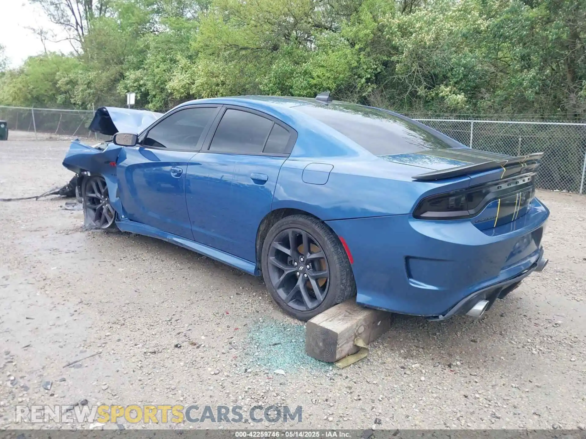3 Photograph of a damaged car 2C3CDXCT8LH204808 DODGE CHARGER 2020