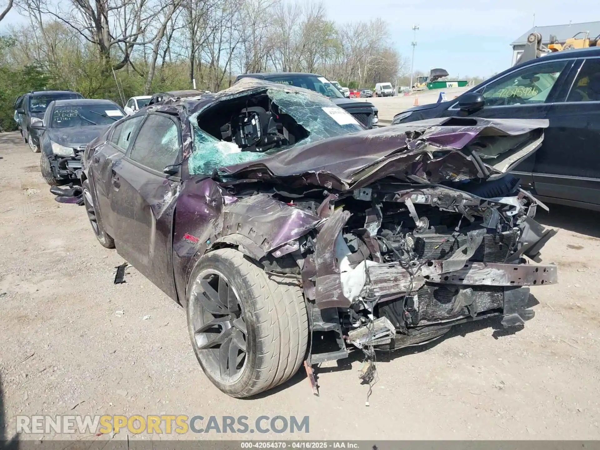 1 Photograph of a damaged car 2C3CDXGJ1LH185771 DODGE CHARGER 2020