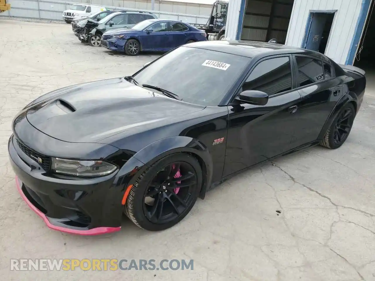 1 Photograph of a damaged car 2C3CDXGJ4LH213482 DODGE CHARGER 2020