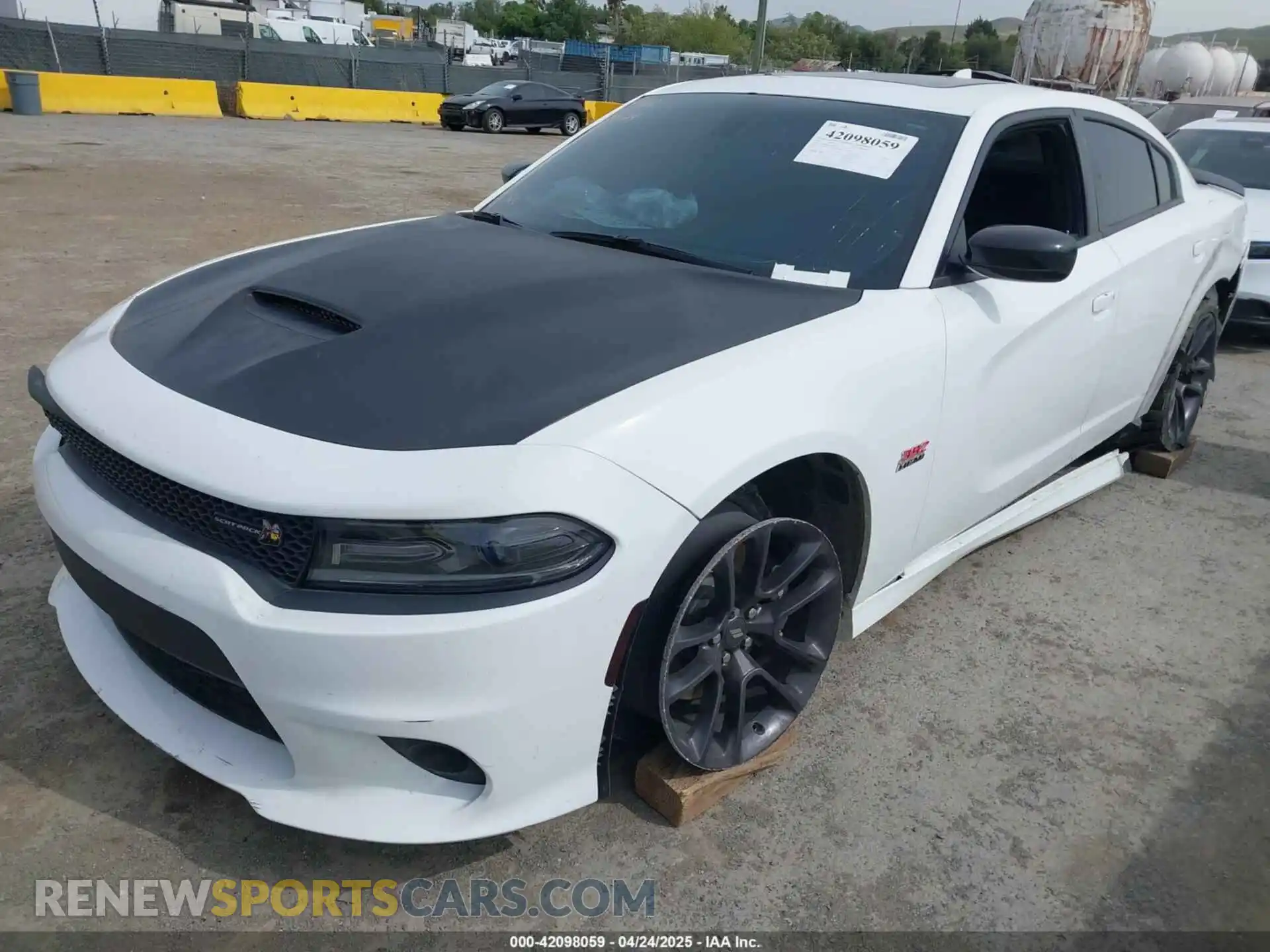 2 Photograph of a damaged car 2C3CDXGJ5LH180296 DODGE CHARGER 2020