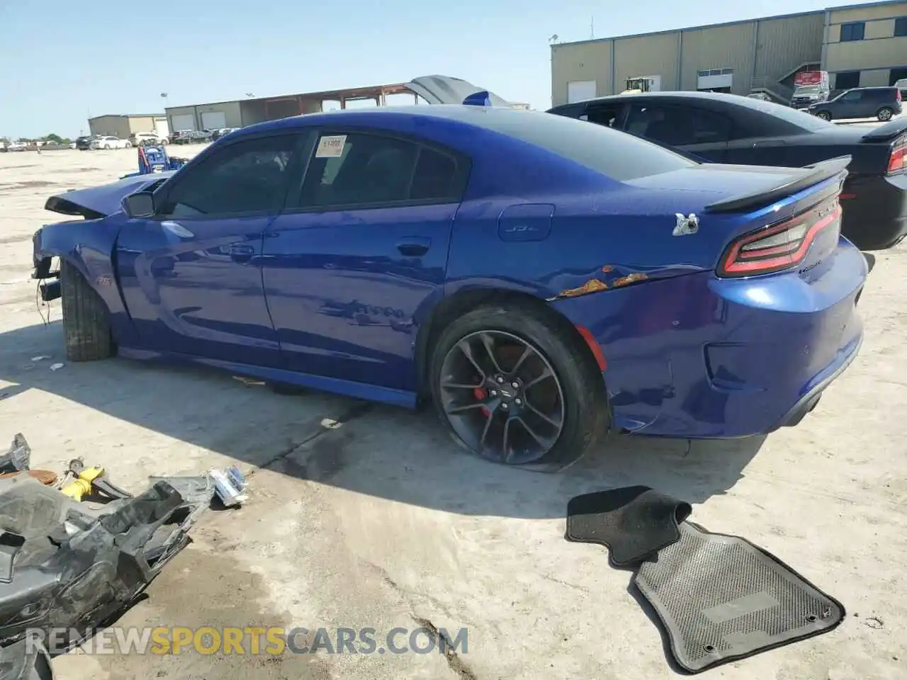 2 fotografías del automóvil dañado 2C3CDXGJ5LH237533 DODGE CHARGER 2020