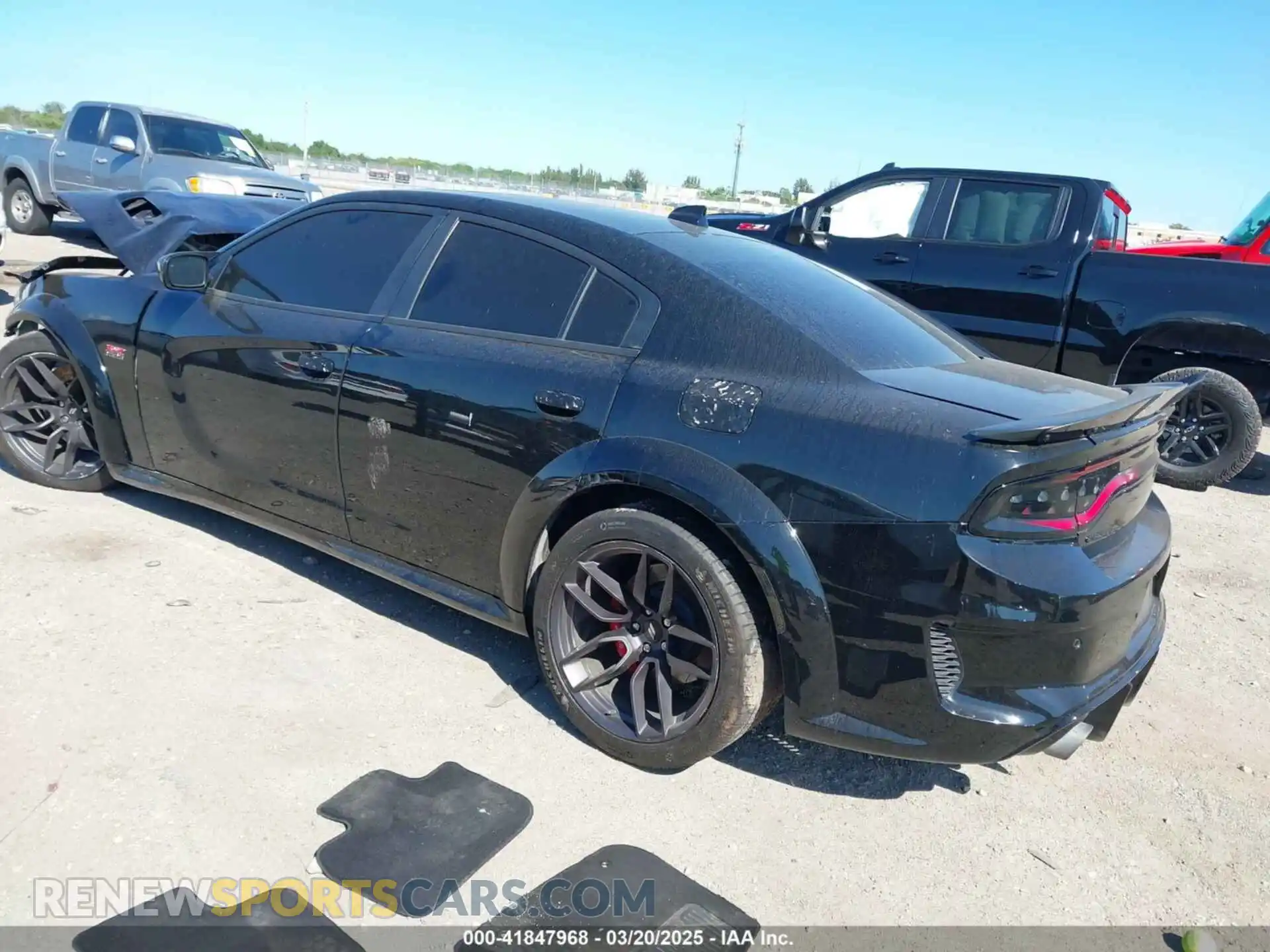 3 fotografías del automóvil dañado 2C3CDXGJ6LH144830 DODGE CHARGER 2020