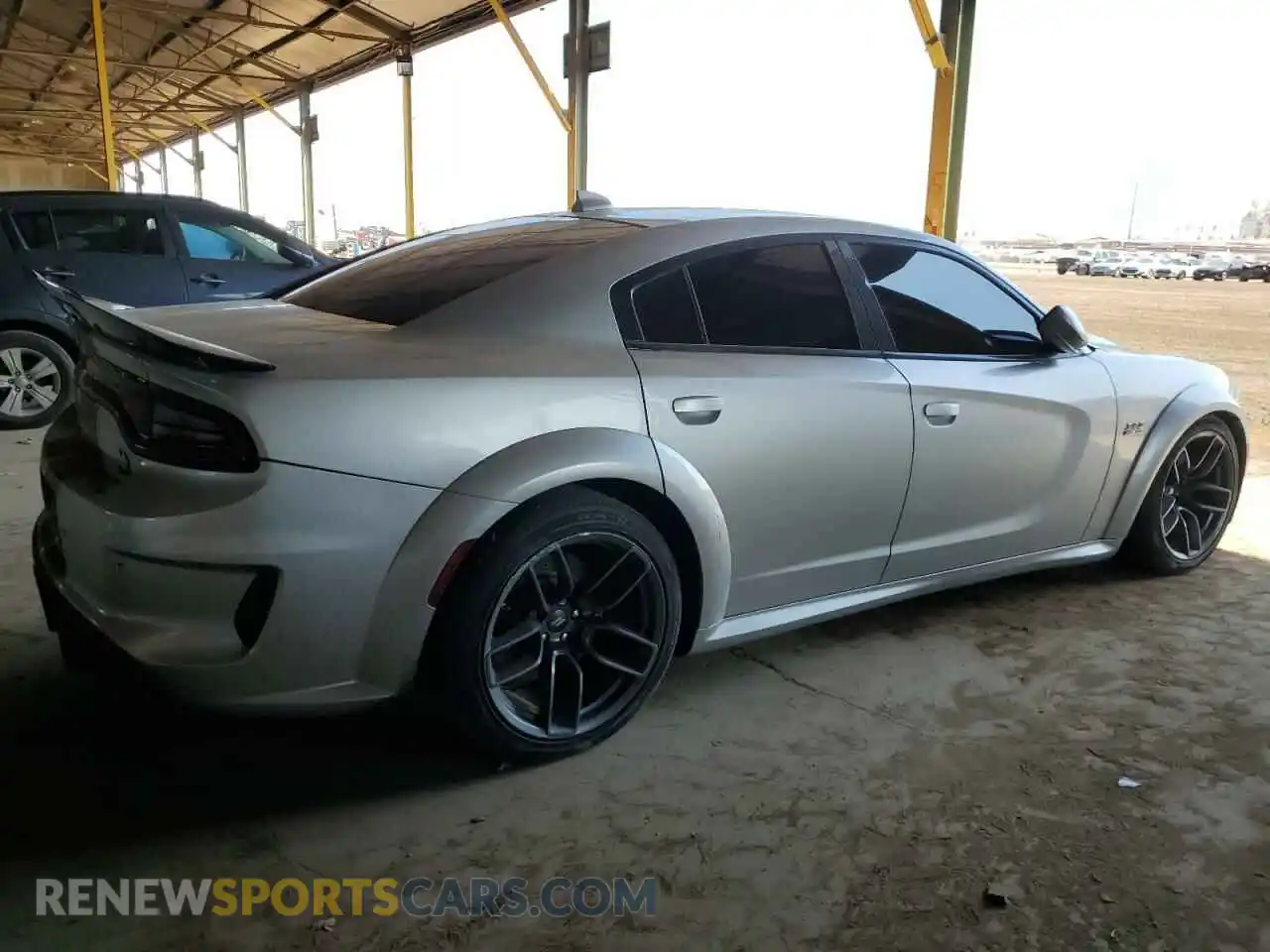 3 fotografías del automóvil dañado 2C3CDXGJ6LH185703 DODGE CHARGER 2020