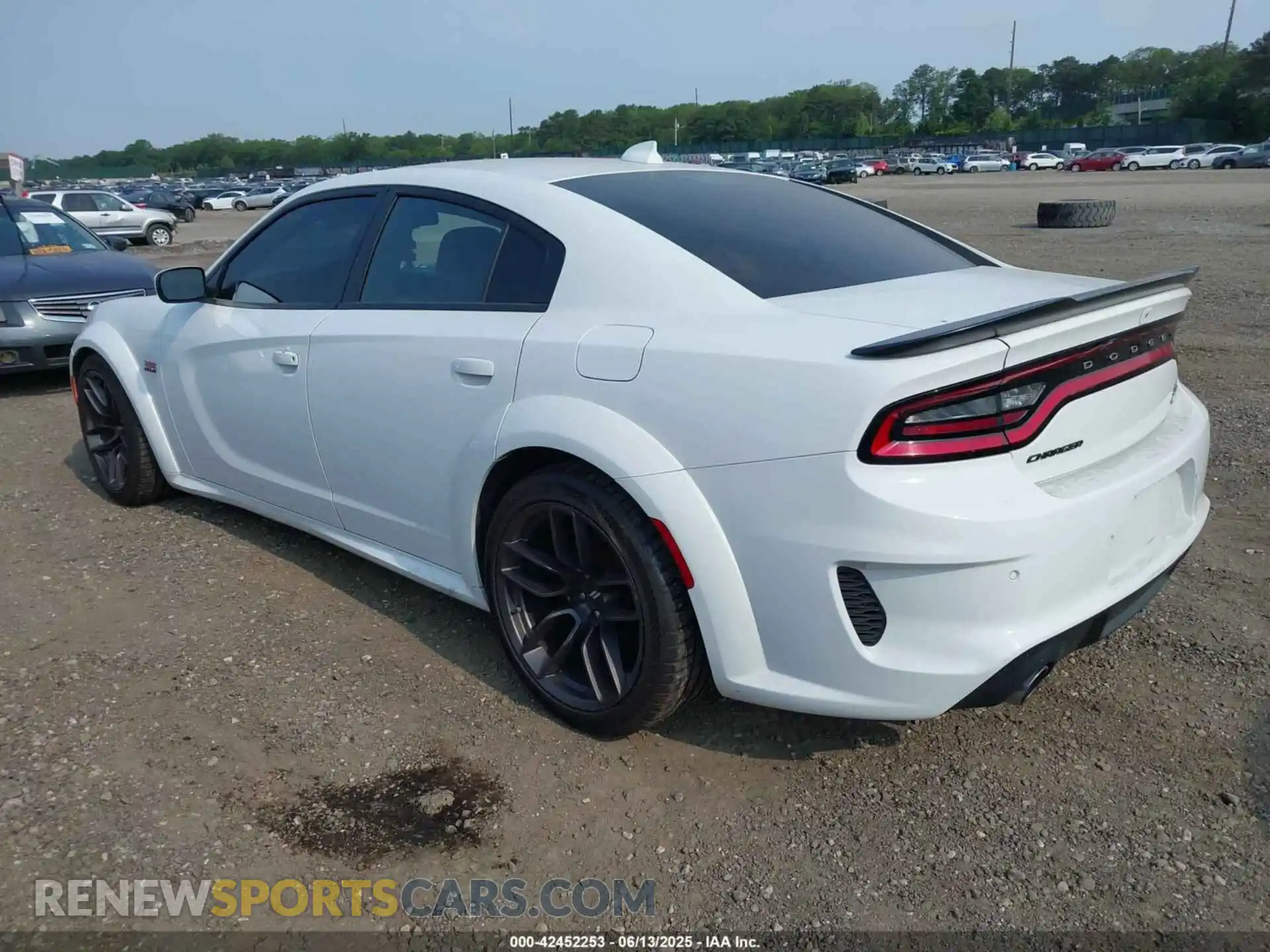 3 Photograph of a damaged car 2C3CDXGJ8LH174847 DODGE CHARGER 2020