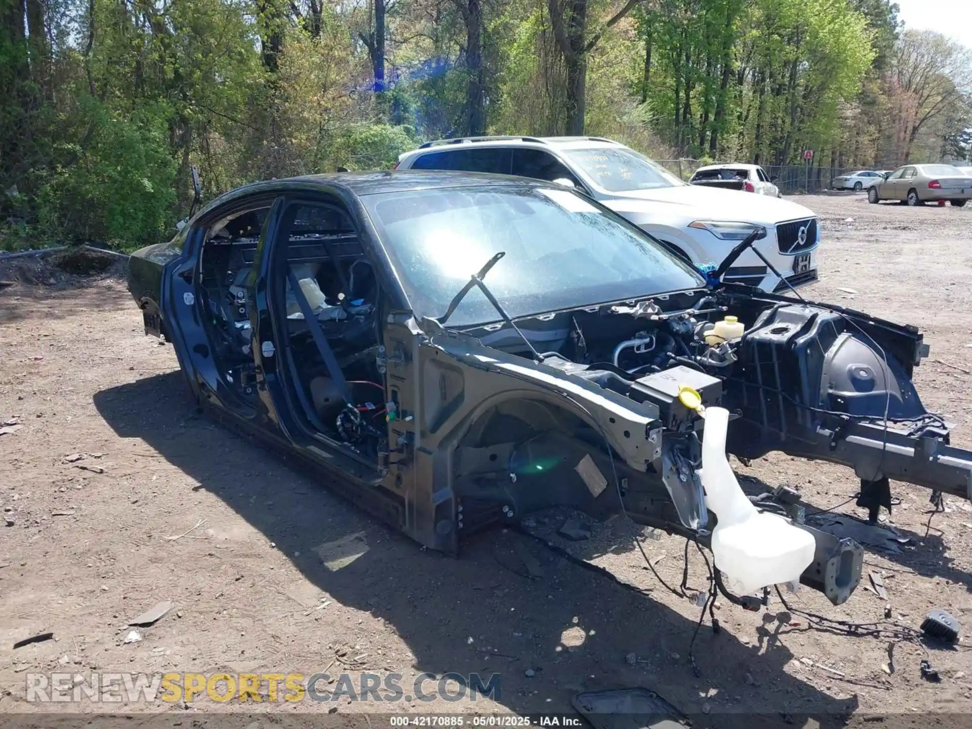 1 Photograph of a damaged car 2C3CDXGJ9LH240838 DODGE CHARGER 2020