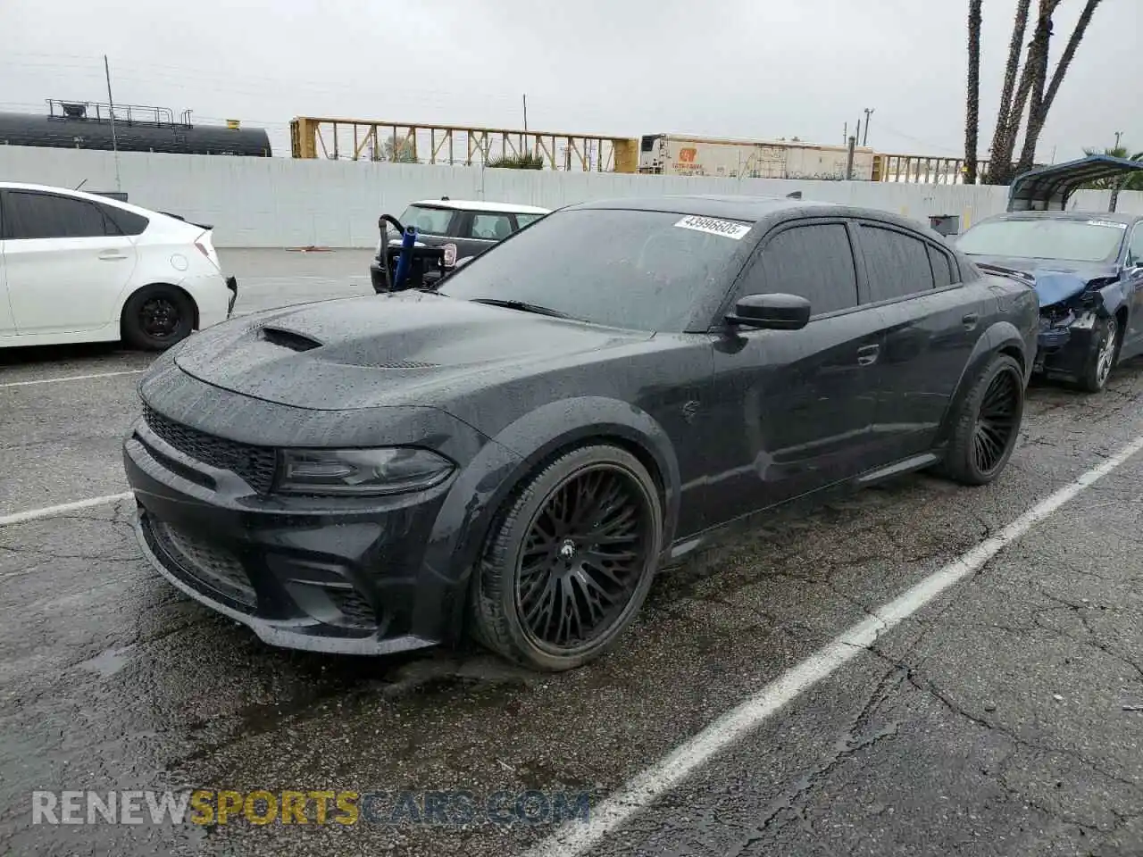 1 Photograph of a damaged car 2C3CDXL93LH103275 DODGE CHARGER 2020