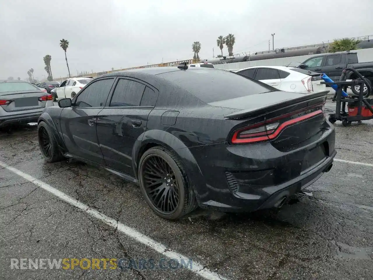 2 Photograph of a damaged car 2C3CDXL93LH103275 DODGE CHARGER 2020