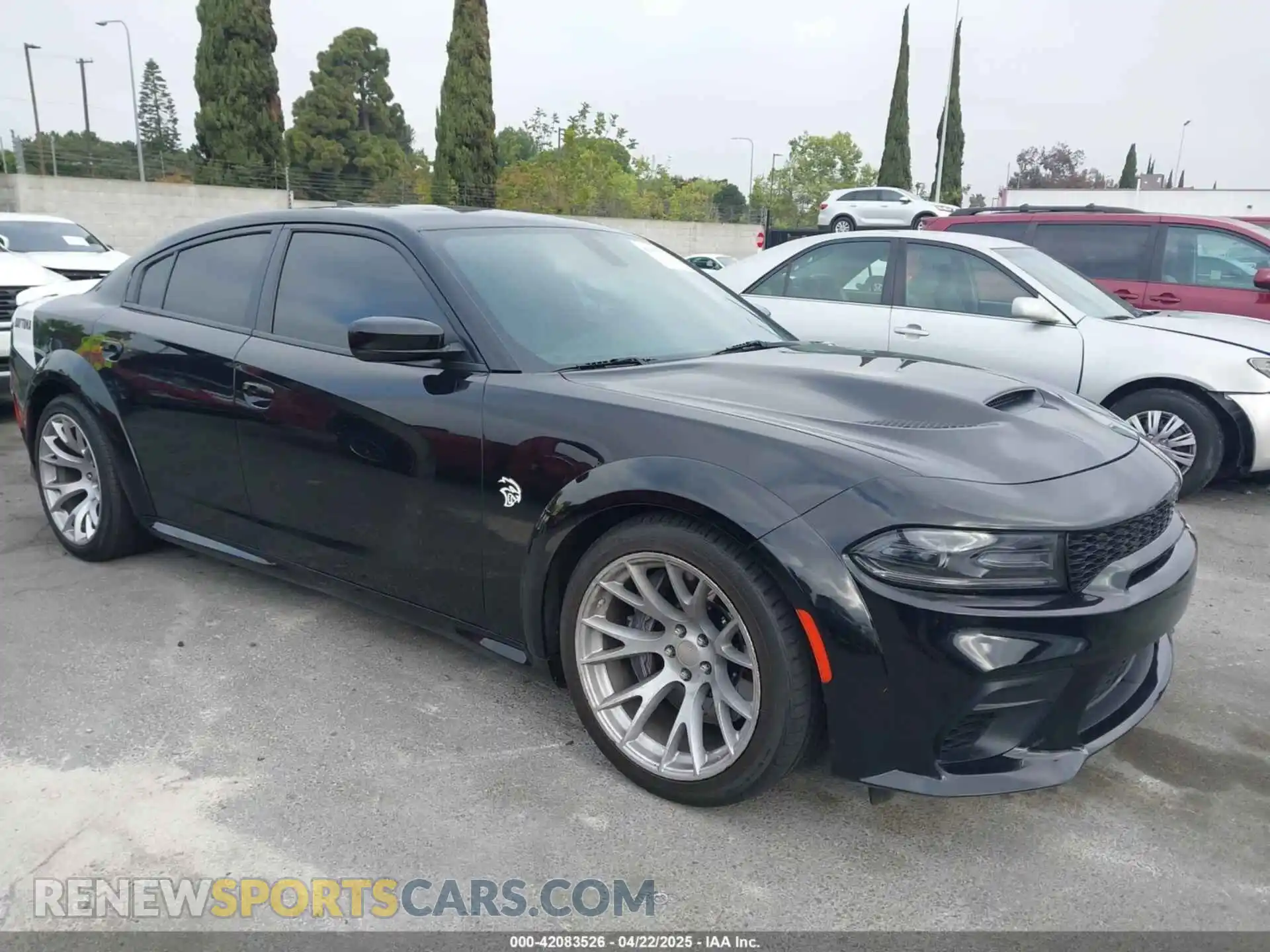 1 Photograph of a damaged car 2C3CDXL93LH116009 DODGE CHARGER 2020