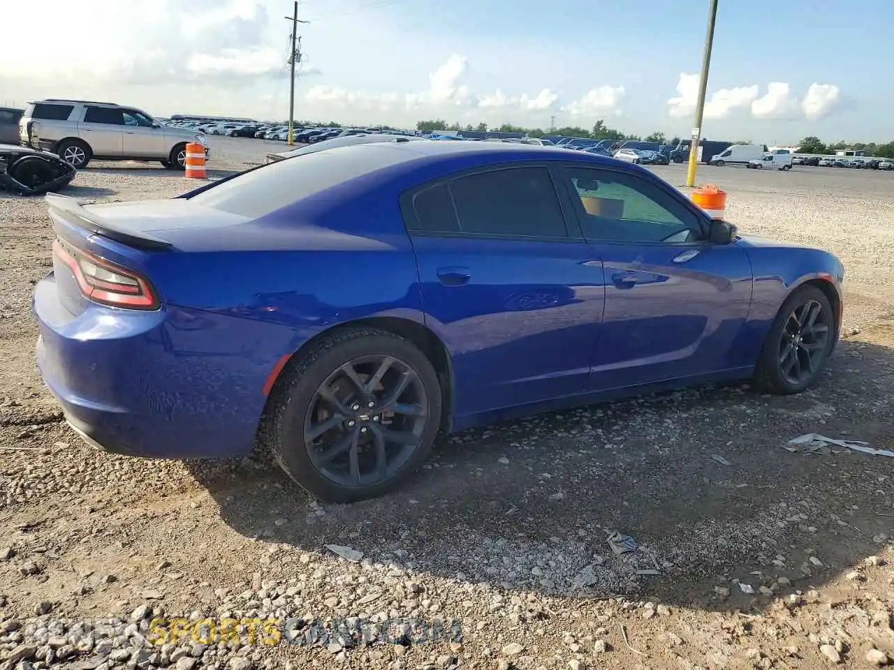 3 fotografías del automóvil dañado 2C3CDXBG4MH678115 DODGE CHARGER 2021