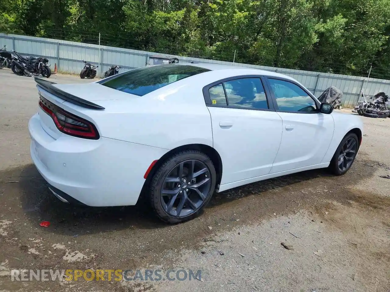 3 fotografías del automóvil dañado 2C3CDXBG5MH616271 DODGE CHARGER 2021