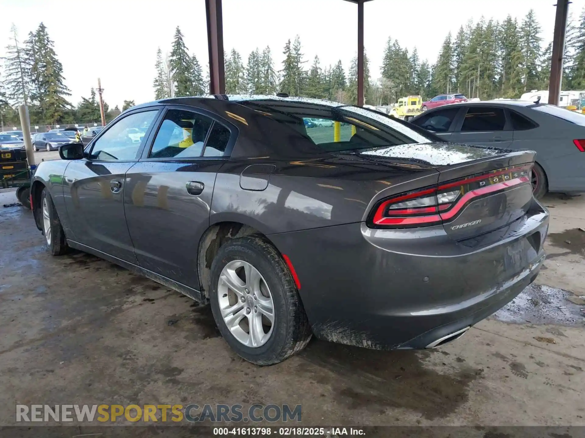 3 Photograph of a damaged car 2C3CDXBG8MH624946 DODGE CHARGER 2021
