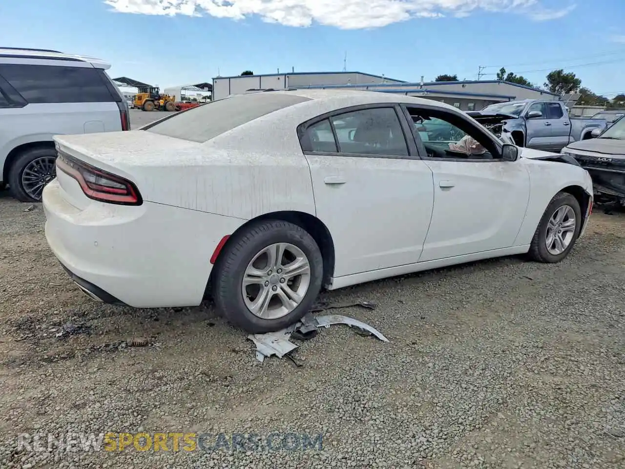 3 fotografías del automóvil dañado 2C3CDXBGXMH670956 DODGE CHARGER 2021