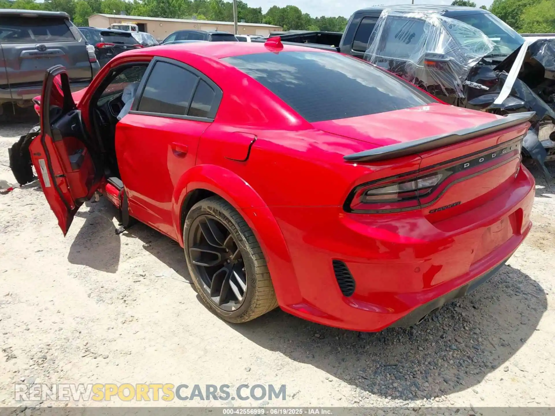 3 Photograph of a damaged car 2C3CDXGJ0MH598105 DODGE CHARGER 2021