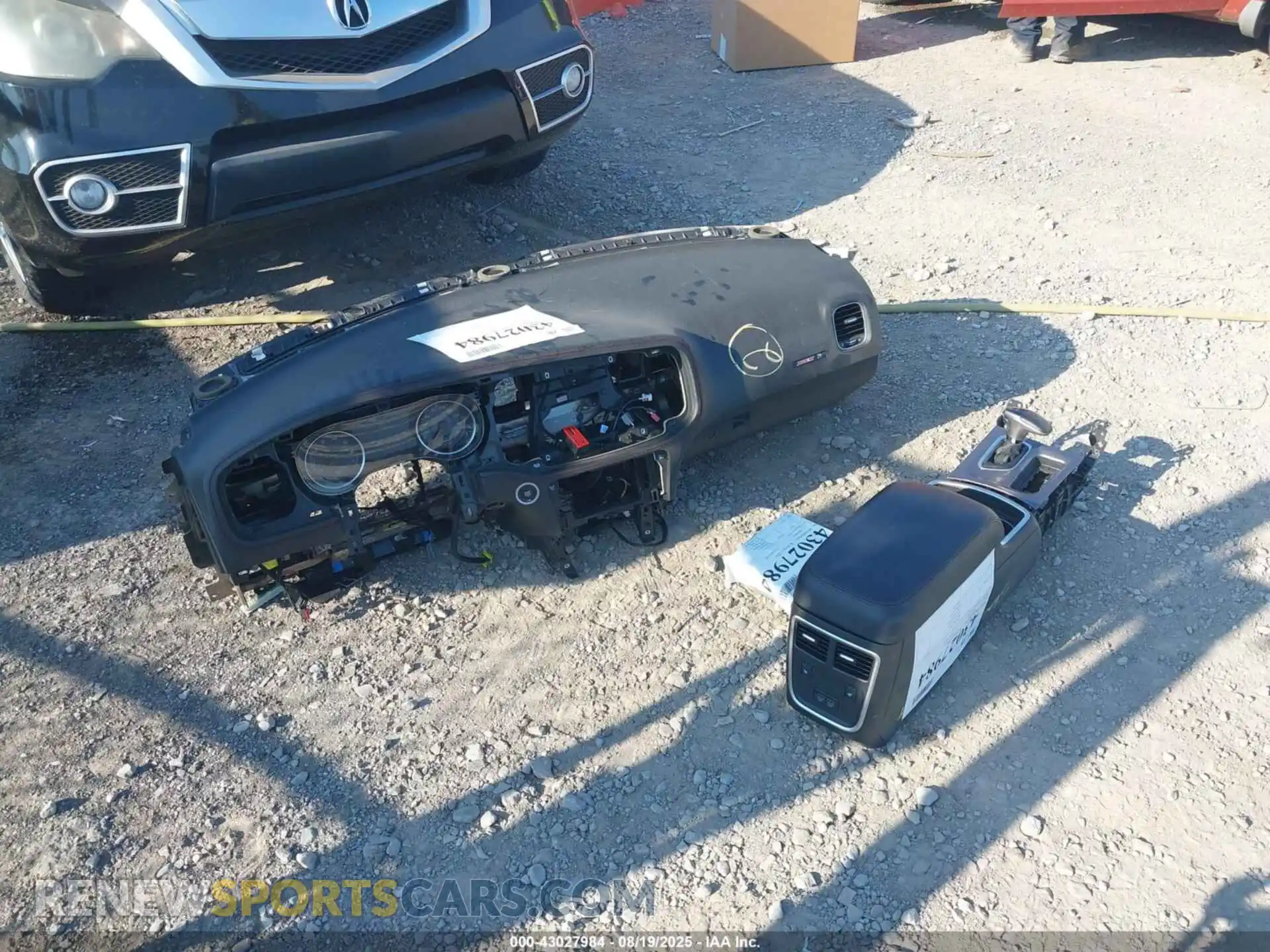 1 Photograph of a damaged car 2C3CDXGJ5MH658623 DODGE CHARGER 2021