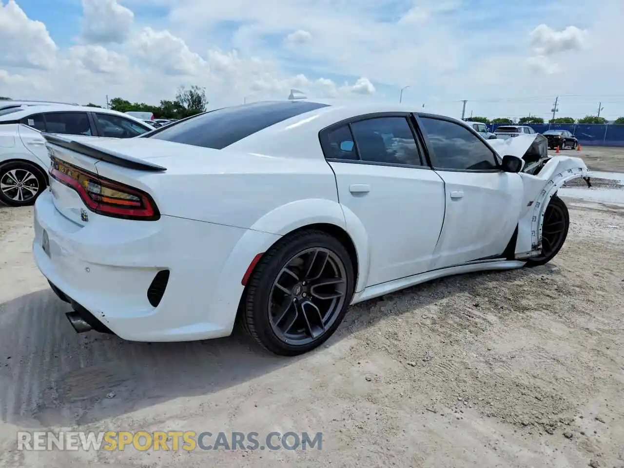 3 Фотография поврежденного автомобиля 2C3CDXGJXMH503663 DODGE CHARGER 2021