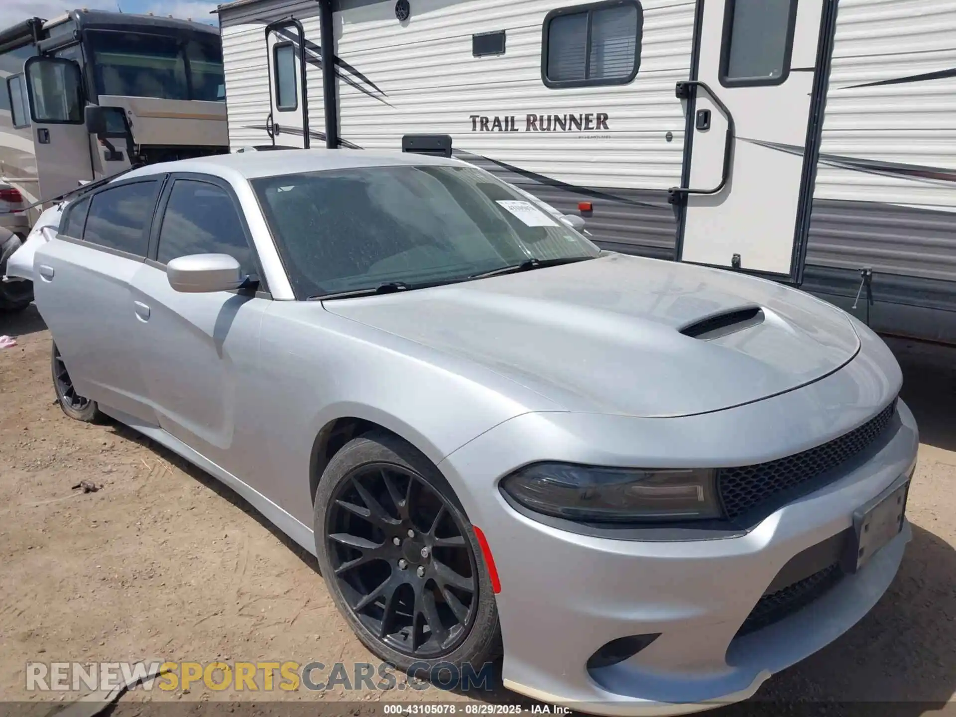 1 Photograph of a damaged car 2C3CDXHG4MH527783 DODGE CHARGER 2021