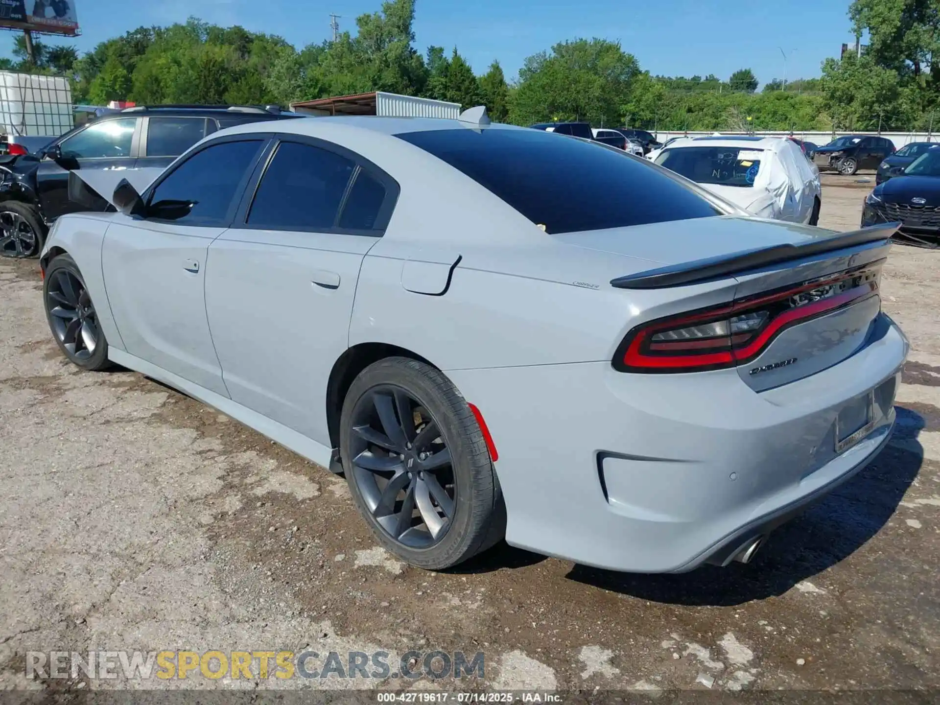 3 Photograph of a damaged car 2C3CDXHG8MH518682 DODGE CHARGER 2021