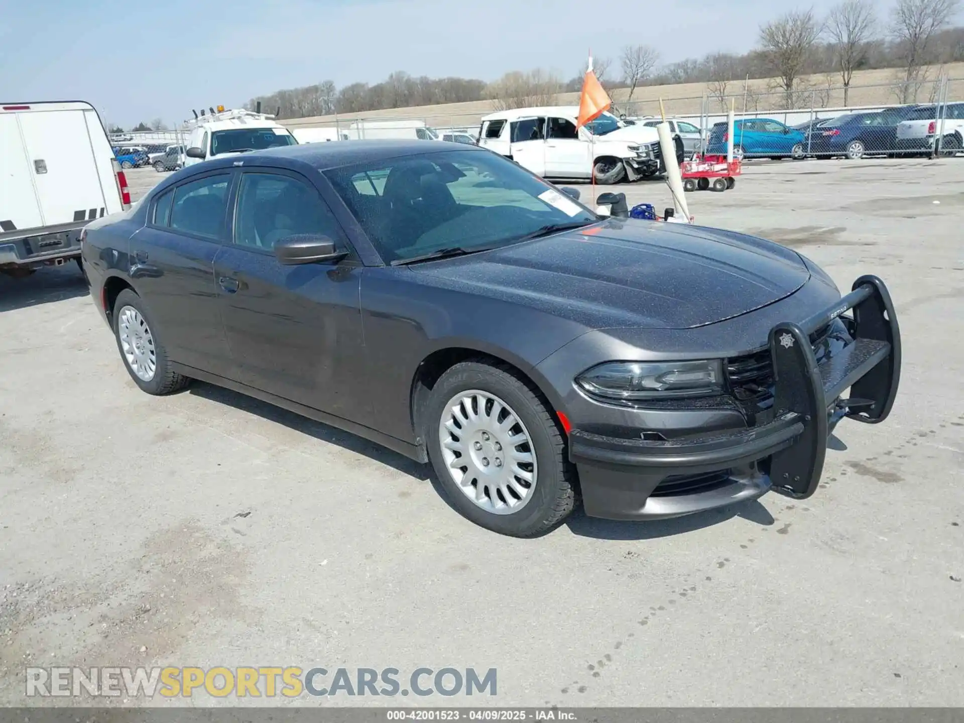 1 Photograph of a damaged car 2C3CDXKG1MH528642 DODGE CHARGER 2021