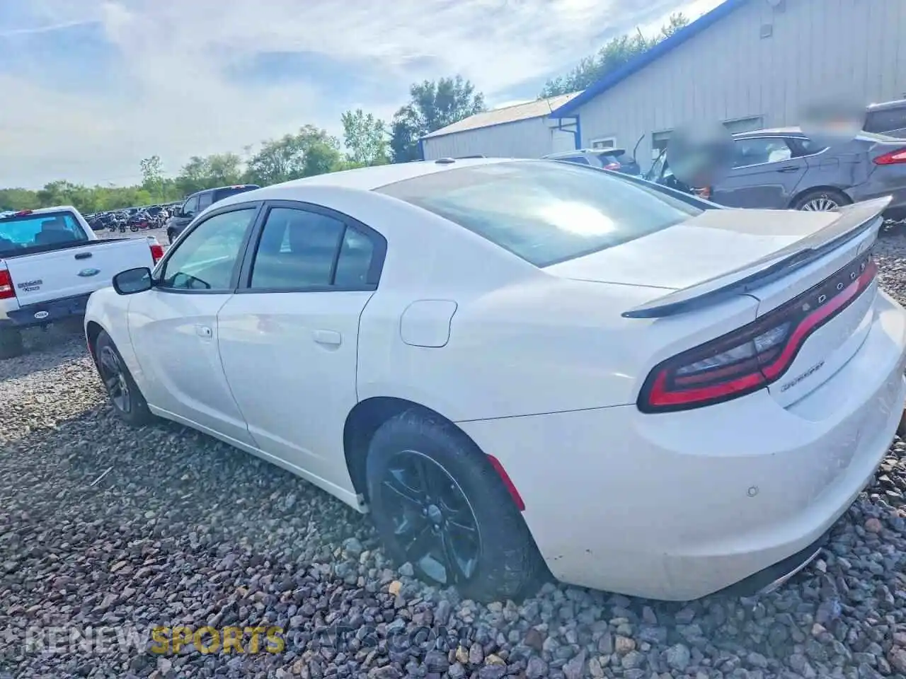 2 fotografías del automóvil dañado 2C3CDXBG7NH207982 DODGE CHARGER 2022