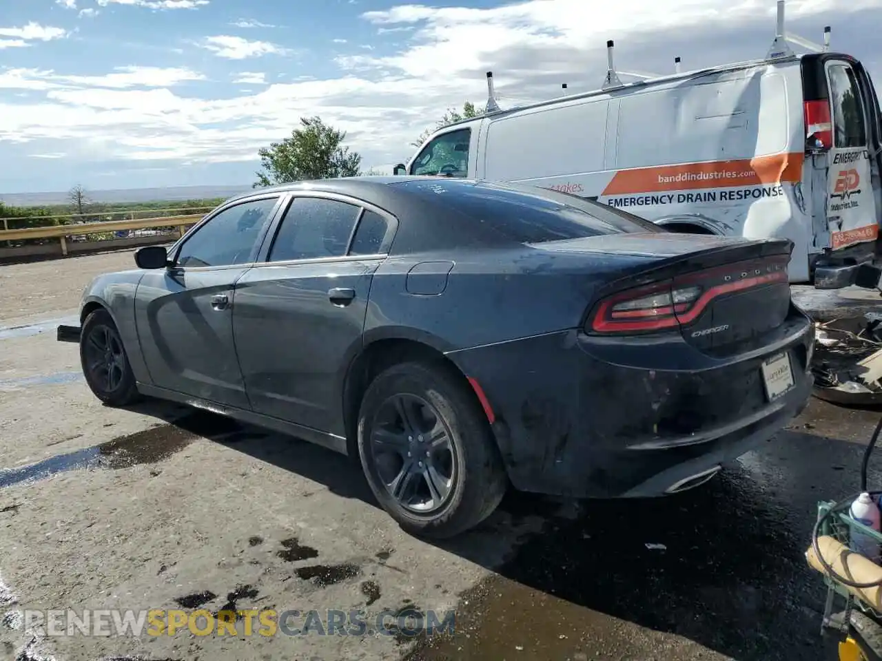 2 Photograph of a damaged car 2C3CDXBG8NH192568 DODGE CHARGER 2022