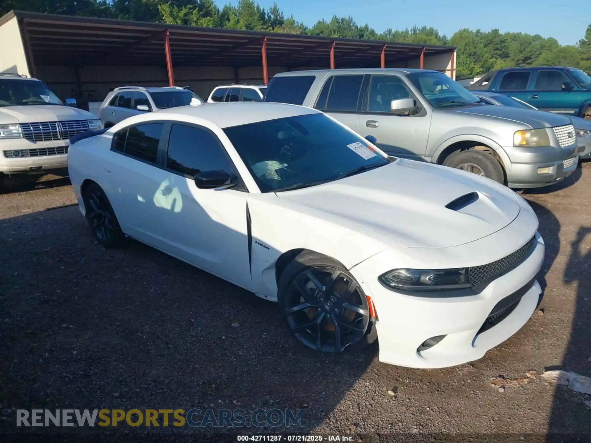 1 Photograph of a damaged car 2C3CDXCT2NH110605 DODGE CHARGER 2022