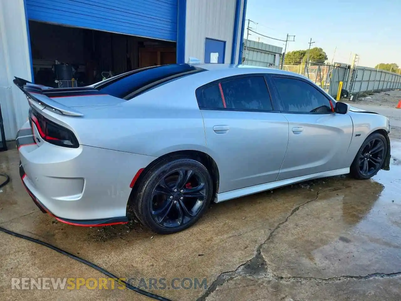 3 Фотография поврежденного автомобиля 2C3CDXCT5NH119055 DODGE CHARGER 2022