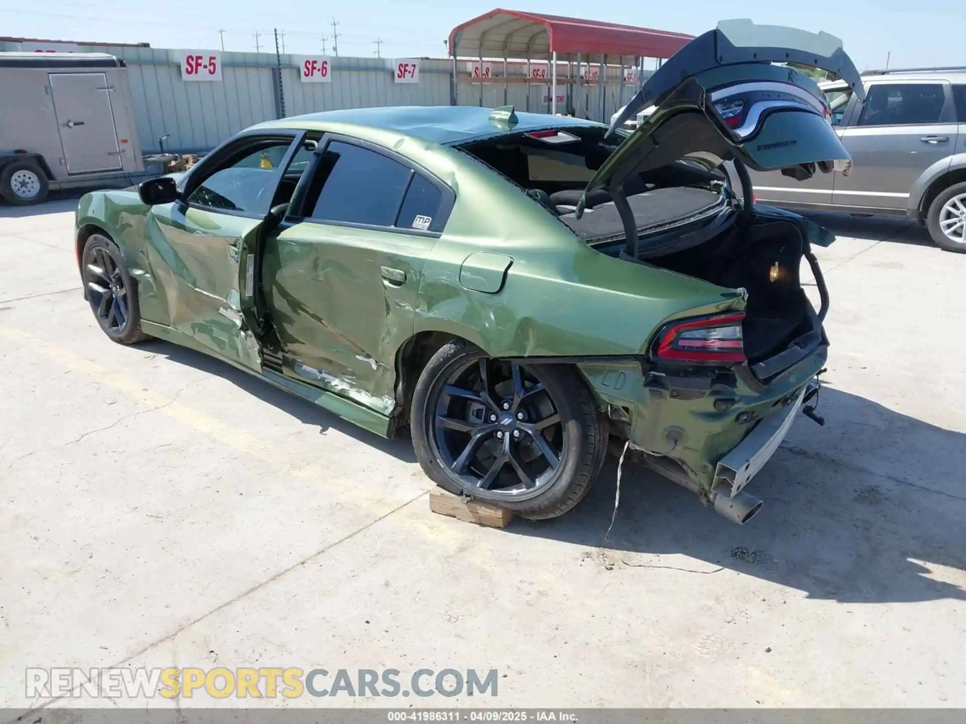 3 Photograph of a damaged car 2C3CDXCT7NH170105 DODGE CHARGER 2022