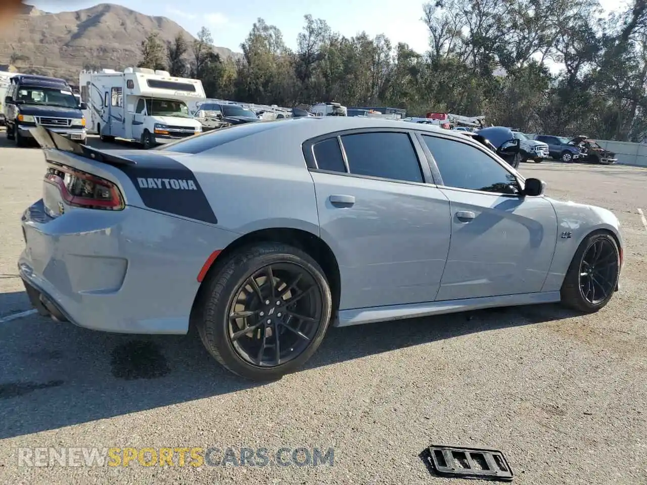 3 Photograph of a damaged car 2C3CDXGJ2NH239694 DODGE CHARGER 2022