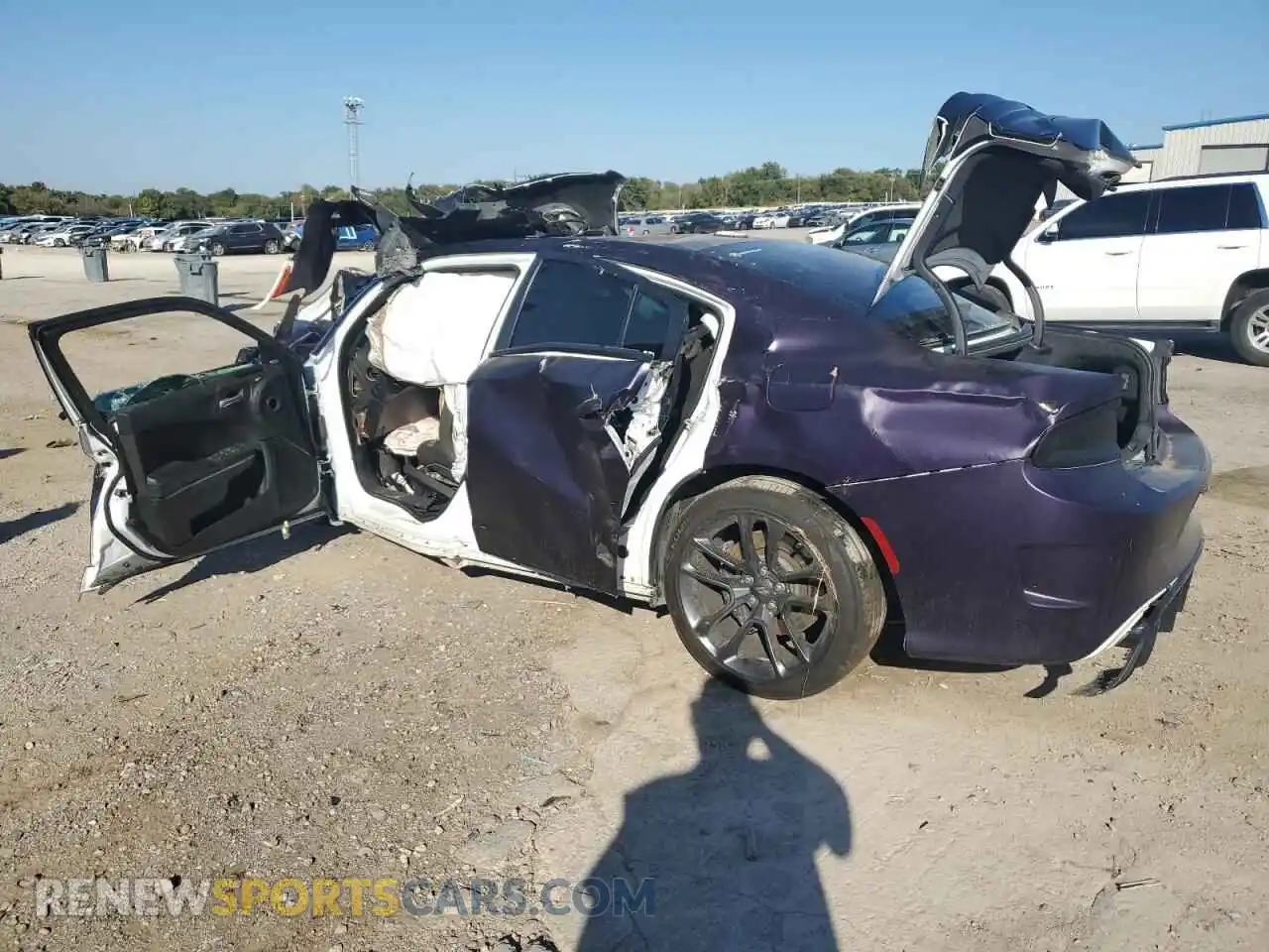 2 Photograph of a damaged car 2C3CDXGJ3NH264216 DODGE CHARGER 2022