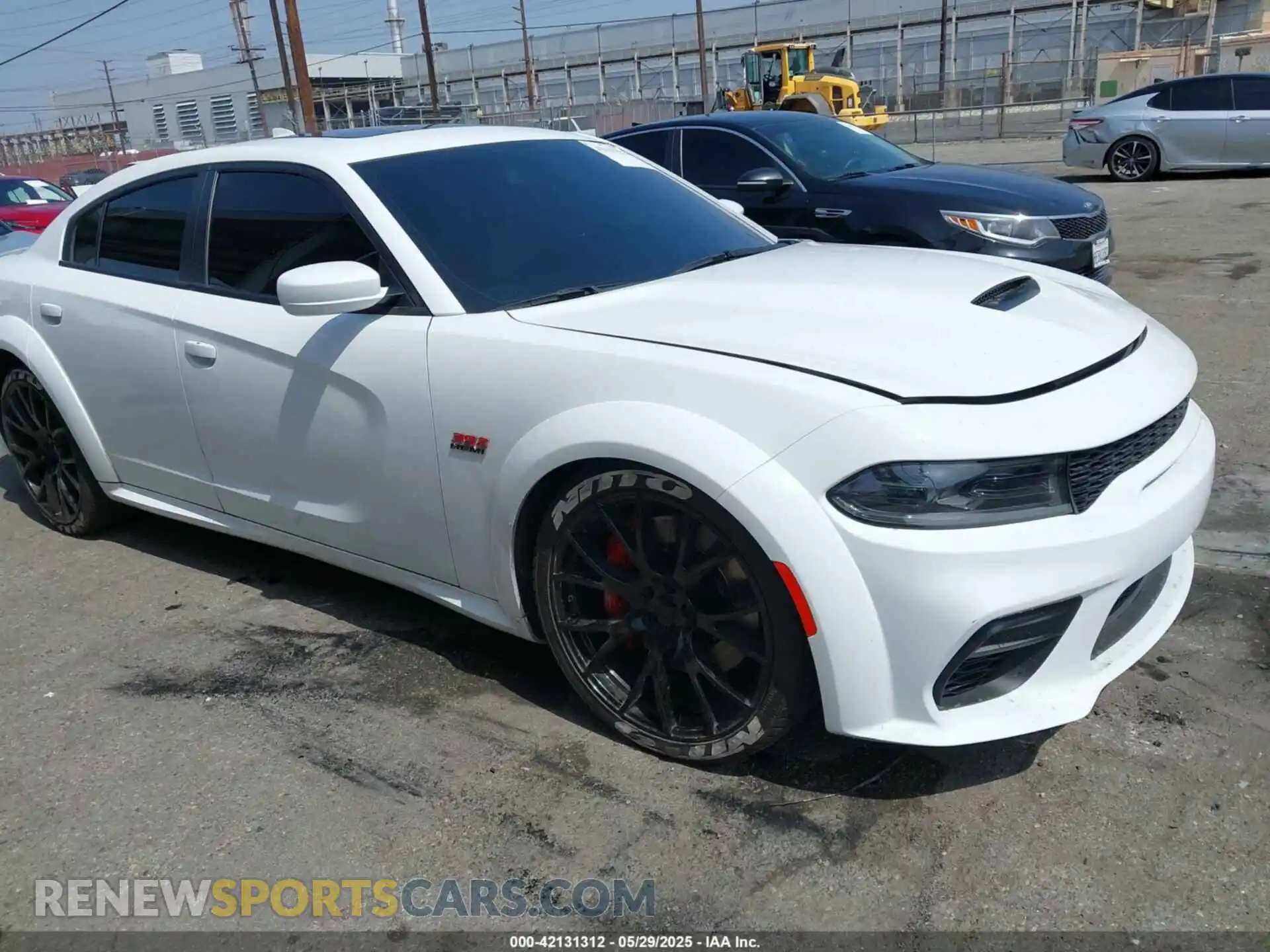 1 Photograph of a damaged car 2C3CDXGJ6NH191603 DODGE CHARGER 2022