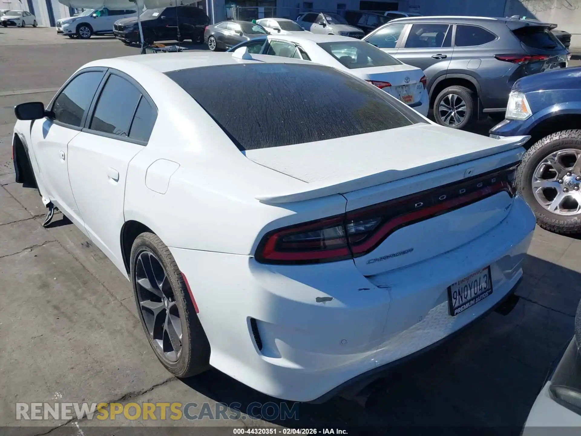 3 Photograph of a damaged car 2C3CDXHG2NH114780 DODGE CHARGER 2022