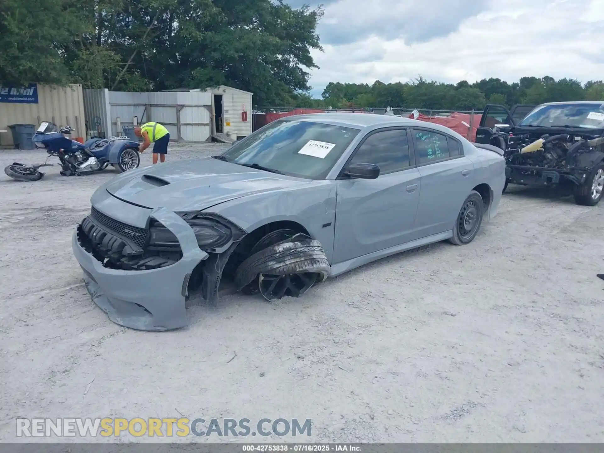 2 Photograph of a damaged car 2C3CDXHG3NH150249 DODGE CHARGER 2022
