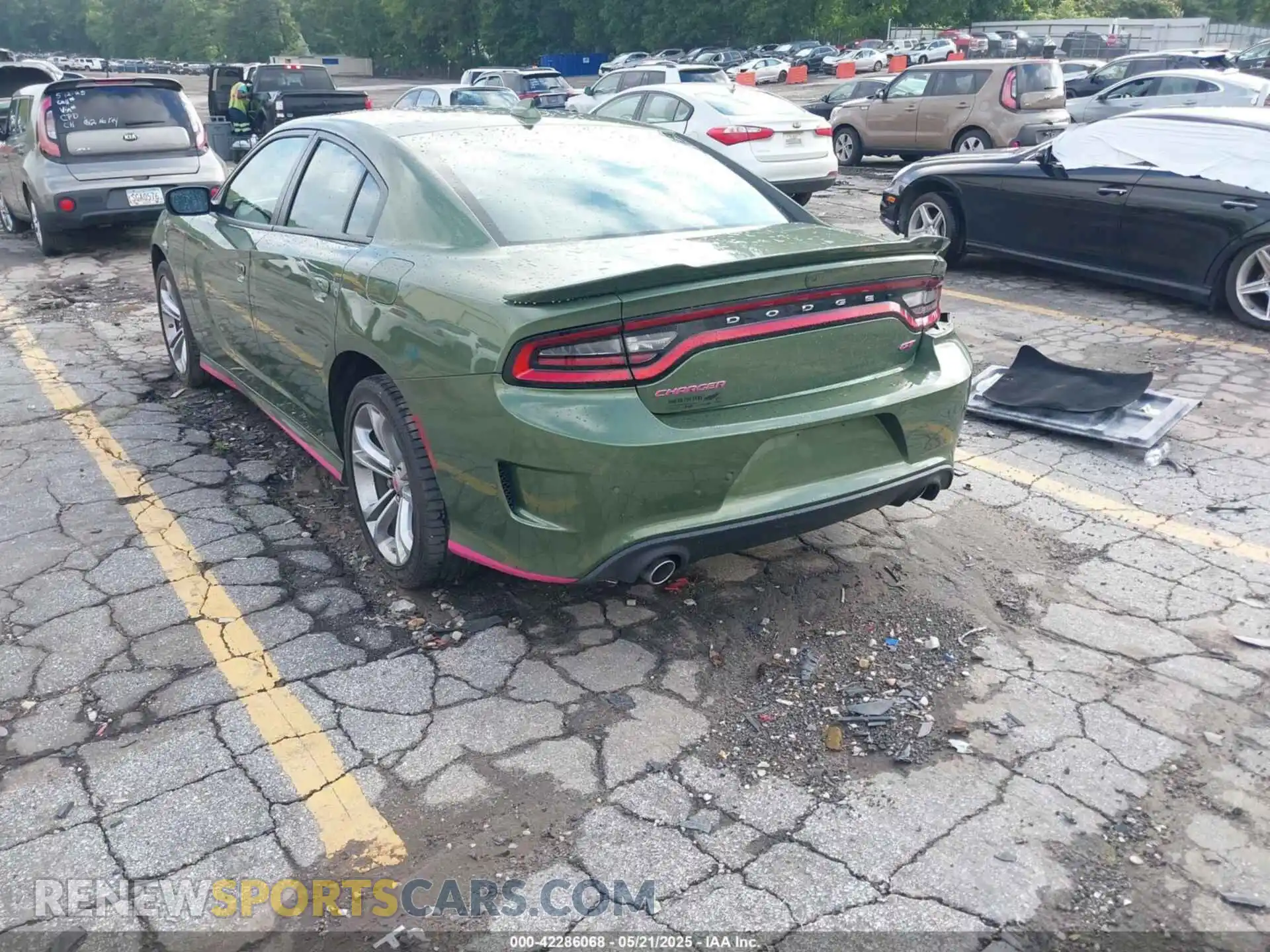 3 Photograph of a damaged car 2C3CDXHG8NH217668 DODGE CHARGER 2022